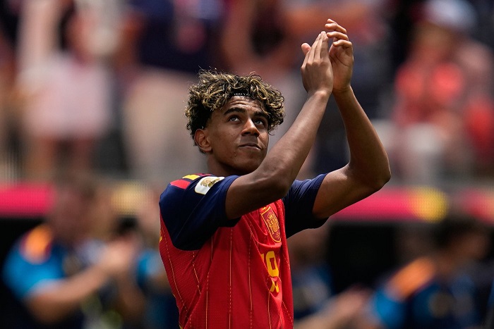 Kylian Mbappé inveja o formidável talento dos companheiros de equipa de Lamine Yamal